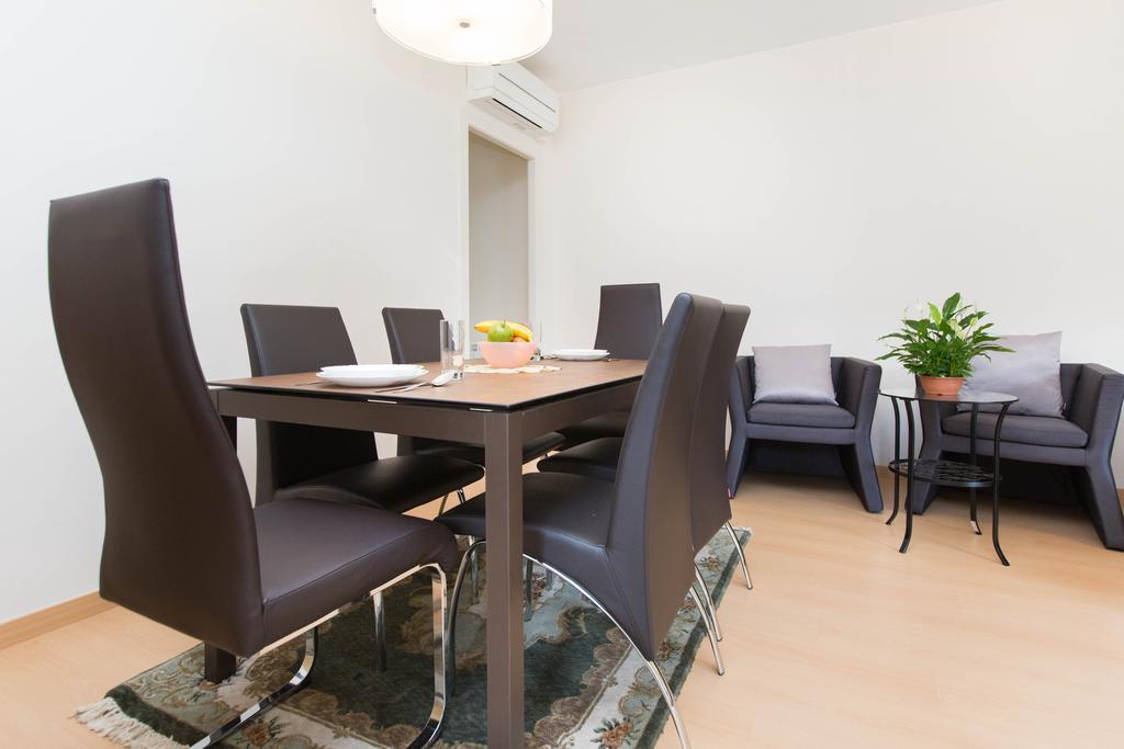 Stay Barcelona Central Apartments Exterior photo