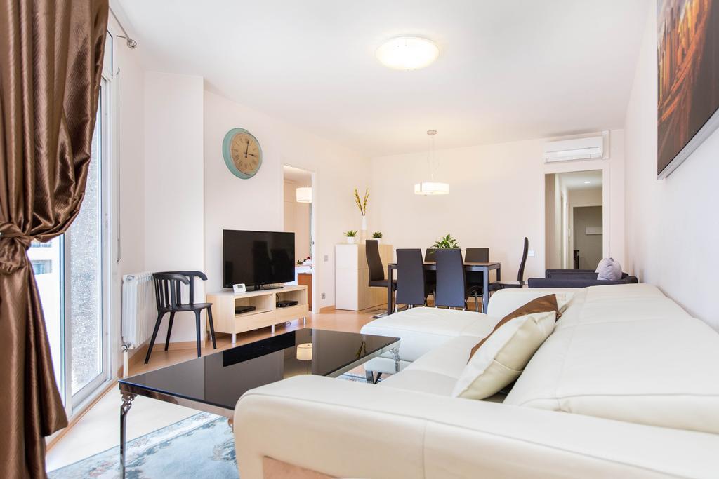 Stay Barcelona Central Apartments Room photo